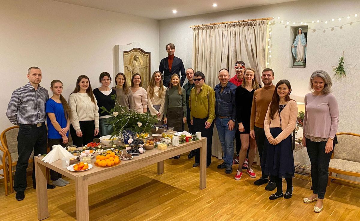 Youth group Kalna @ House of Unity Youth group Kalna @ House of Unity